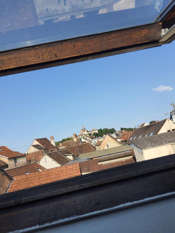 Detente Provinoise Provins Buitenkant foto